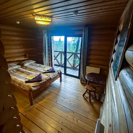 Otel Casa Del Pozitiff *