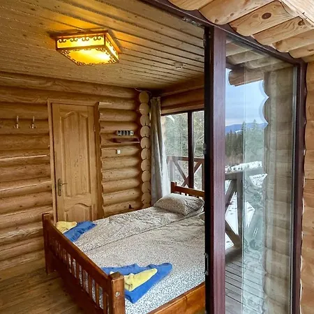 Casa Del Pozitiff * Slavske