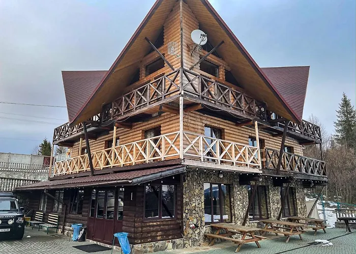 Casa Del Pozitiff Slavske