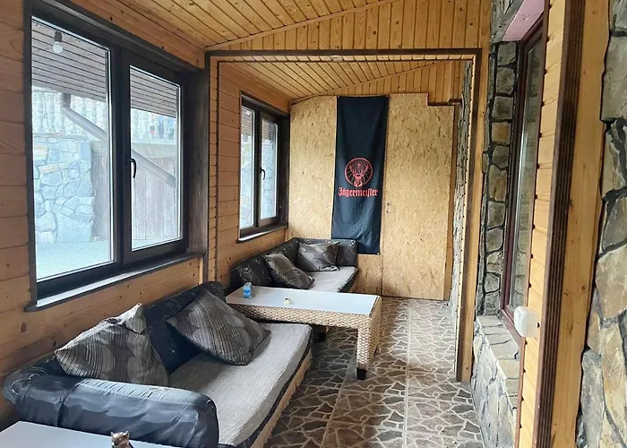 Casa Del Pozitiff Slavske